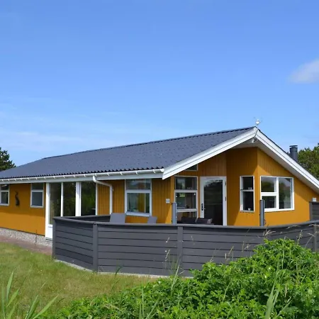 Holiday Elsbeth - 500m From The Sea In Western Jutland By Interhome Holiday home Lakolk