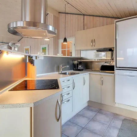 Holiday Elsbeth - 500m From The Sea In Western Jutland By Interhome Holiday home *
