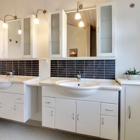 Holiday home Holiday Elsbeth - 500m From The Sea In Western Jutland By Interhome