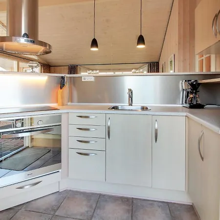 Holiday home Holiday Elsbeth - 500m From The Sea In Western Jutland By Interhome *